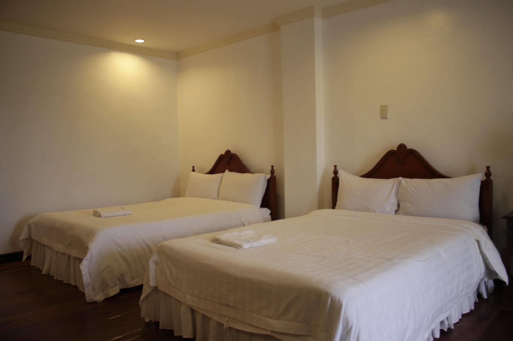 Sipalay Jamont Hotel Eksteriør bilde